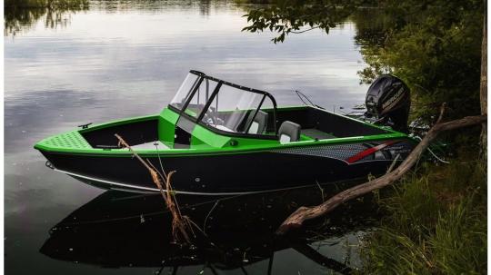 Windboat 4.5 DCX