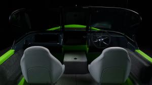 Windboat 4.6 DCX Рестайлинг