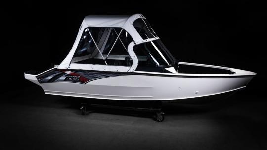 Windboat 4.6 DCX Рестайлинг