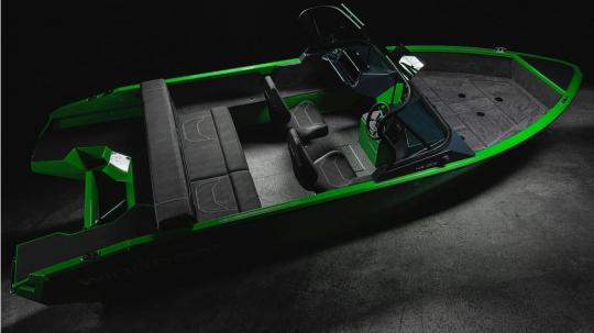 Windboat 4.9 DCX