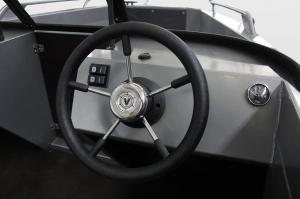 Моторная лодка YAVA L BowRider