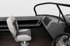 Моторная лодка YAVA L BowRider