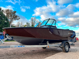 Моторная лодка Windboat 4.9 DCX (L) (серый-коричневый) - В наличии