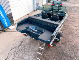 Моторная лодка Windboat 4.9 DCX (L) (серый-коричневый) - В наличии
