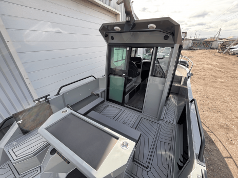 Катер Windboat 7.0 Cabin (серый) - В Наличии