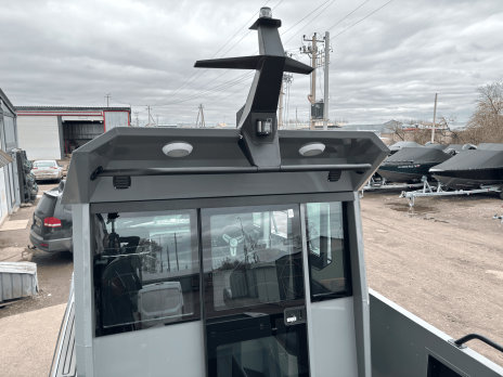 Катер Windboat 7.0 Cabin (серый) - В Наличии