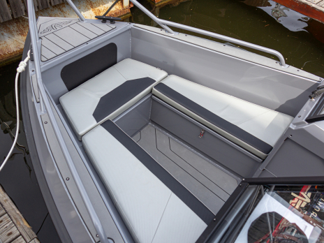 YAVA XL BowRider