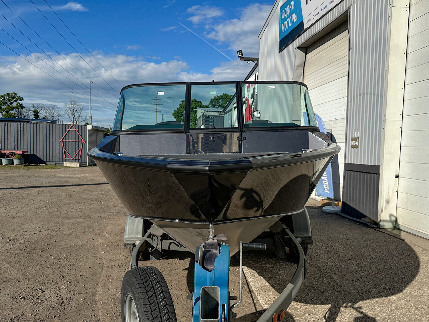 Windboat 6.0 EvoFish (XL) (тёмно-серый) - В наличии