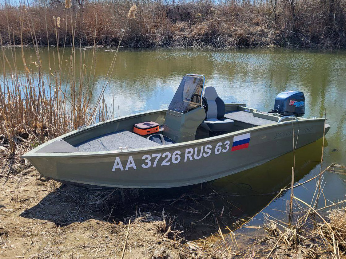 Моторная лодка Xstream 420S